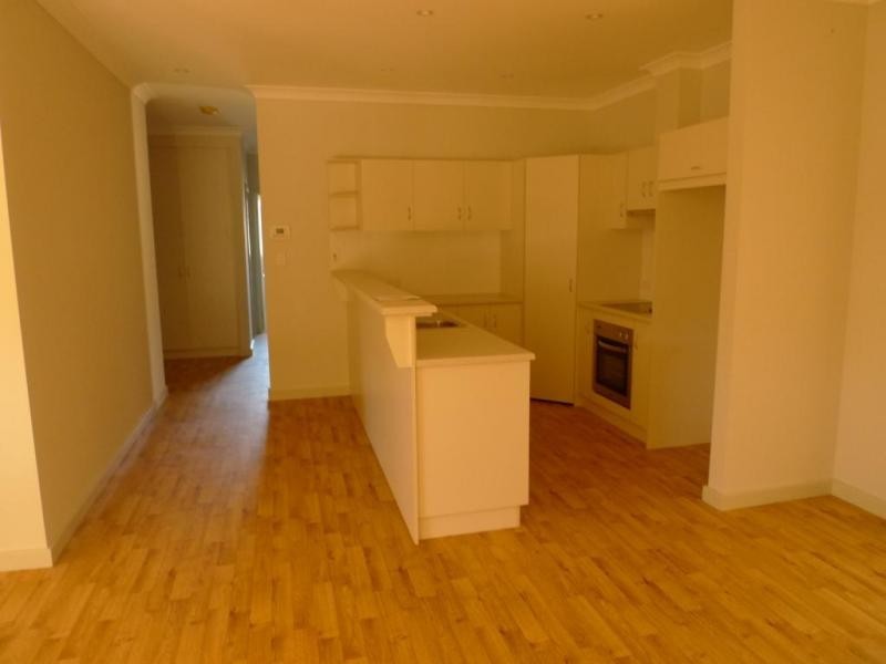 4/10 View Road, Woodside SA 5244