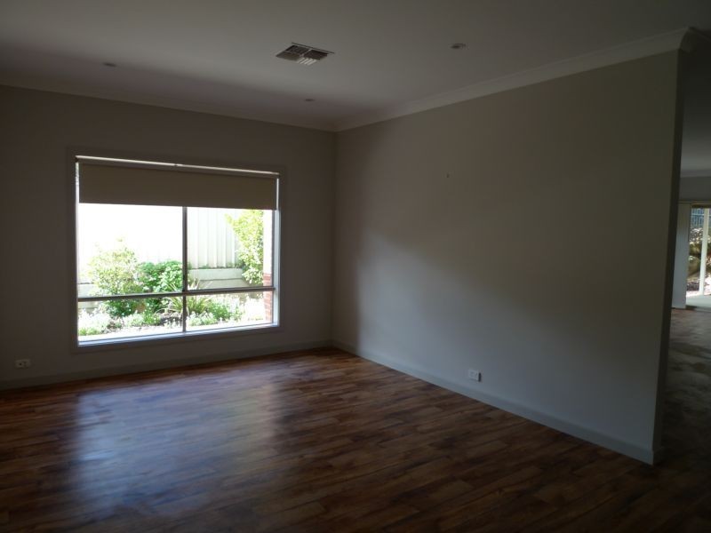 2/10 View Road, Woodside SA 5244