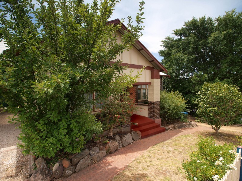 8 Cherington Street, Mount Barker SA 5251