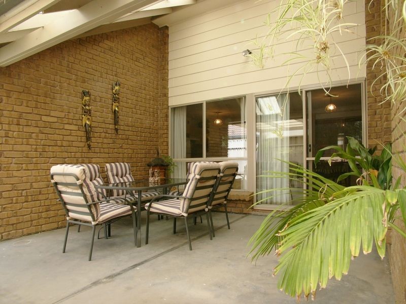 2/12 Pike street, Oakbank SA 5243