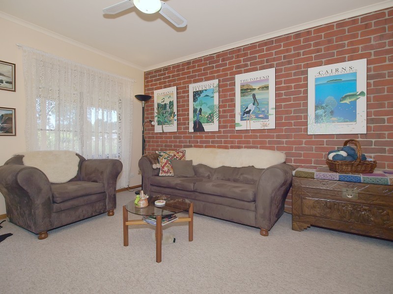 2/4 Margaret Street, Woodside SA 5244