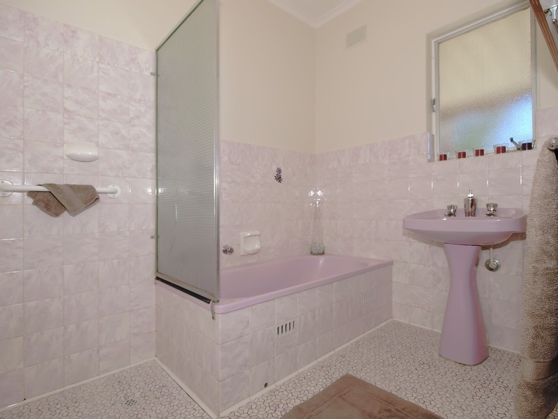 99 Onkaparinga Valley Road, Woodside SA 5244