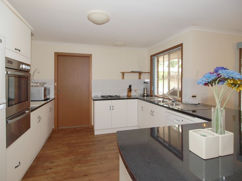 39 Hill View Road, Bridgewater SA 5155