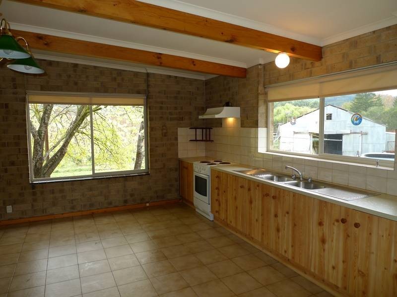 12 Osborne Road, Ashton SA 5137