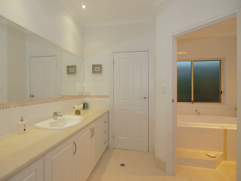 12 Turnbull Court, Woodside SA 5244