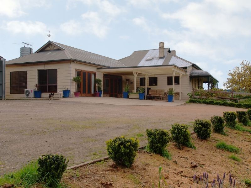 305 Greenhills Road, Macclesfield SA 5153