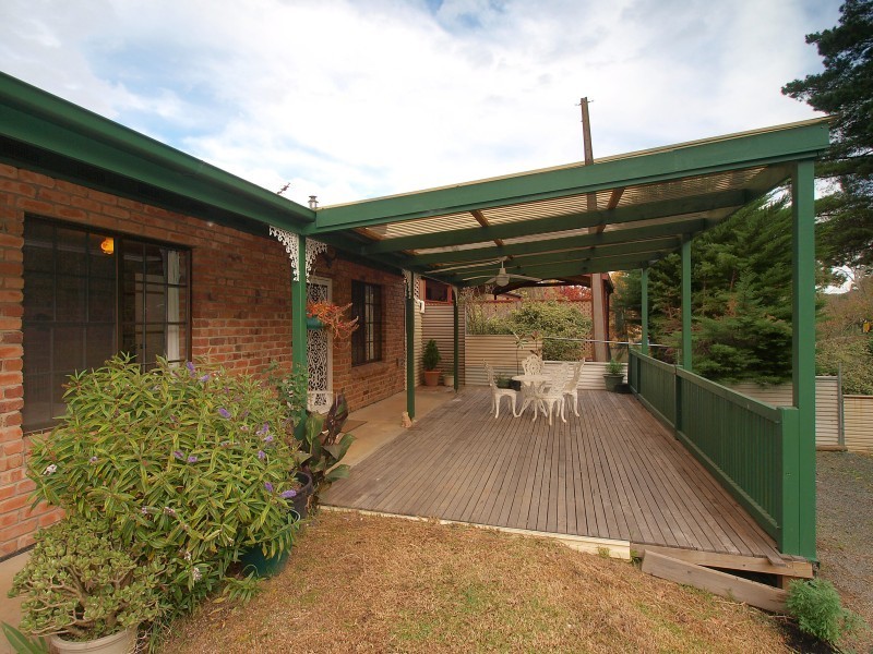 11 Avoca Avenue, Bridgewater SA 5155