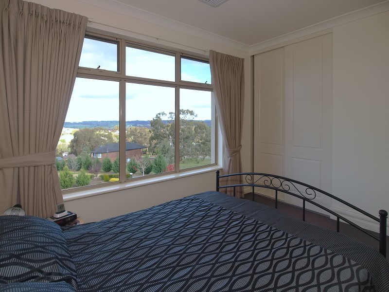 2 Tremayne Drive, Mount Barker SA 5251