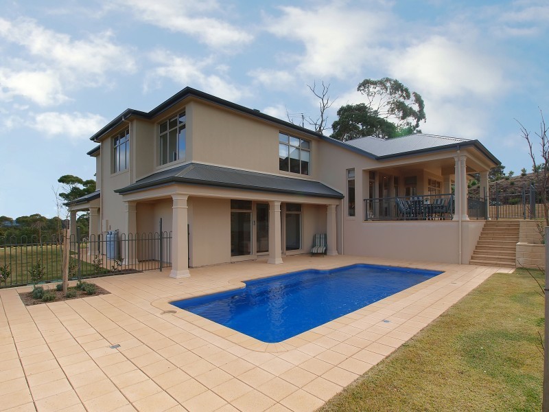 2 Tremayne Drive, Mount Barker SA 5251