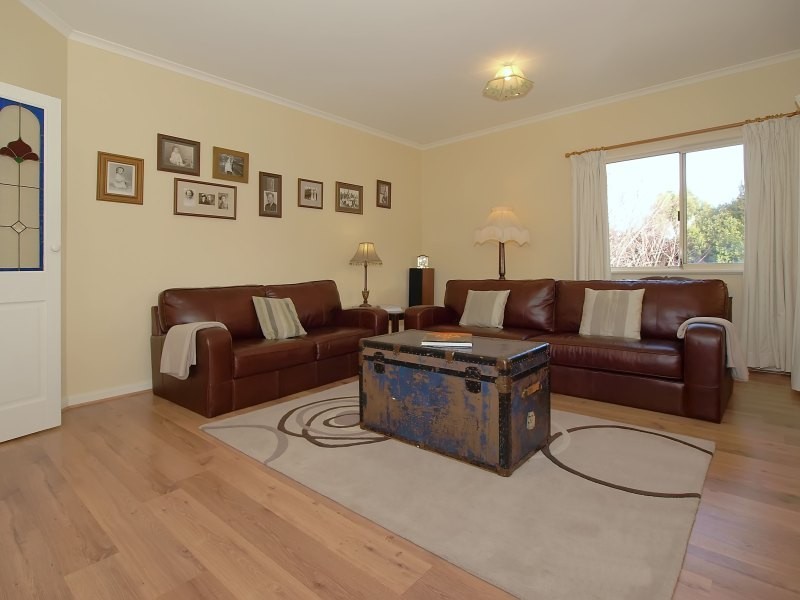 12 Evans Street, Woodside SA 5244