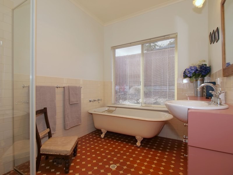 12 Evans Street, Woodside SA 5244