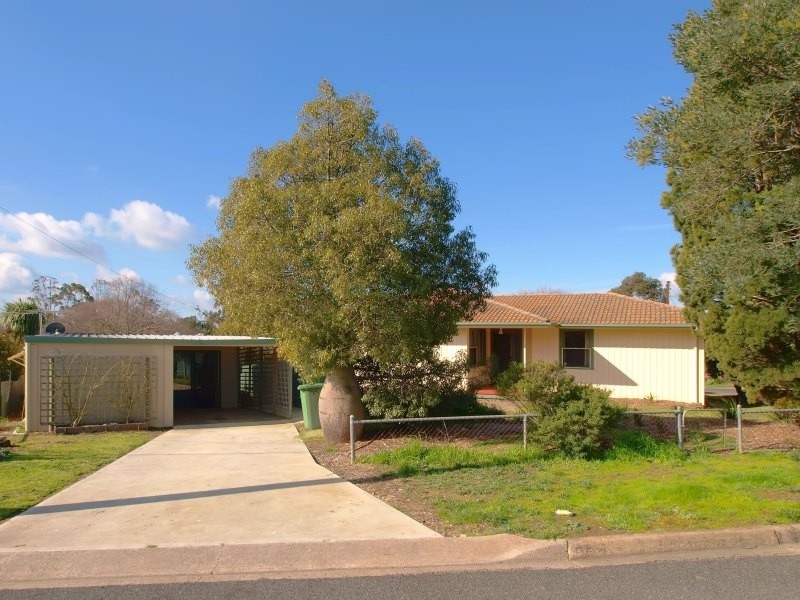 12 Armstrong Street, Mount Barker SA 5251