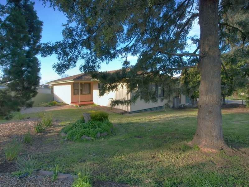 12 Armstrong Street, Mount Barker SA 5251