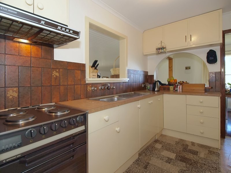 12 Armstrong Street, Mount Barker SA 5251