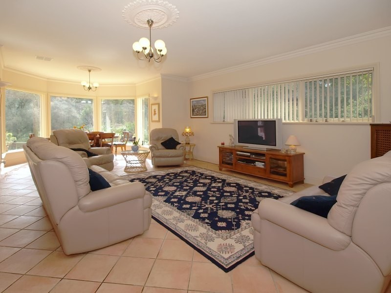 15 Wilpena Terrace, Aldgate SA 5154