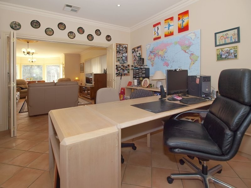 15 Wilpena Terrace, Aldgate SA 5154