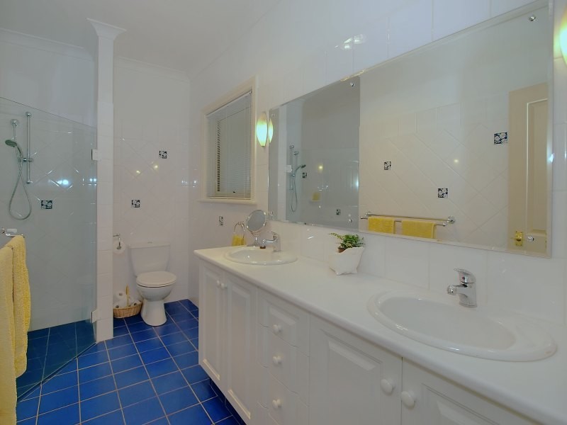 15 Wilpena Terrace, Aldgate SA 5154