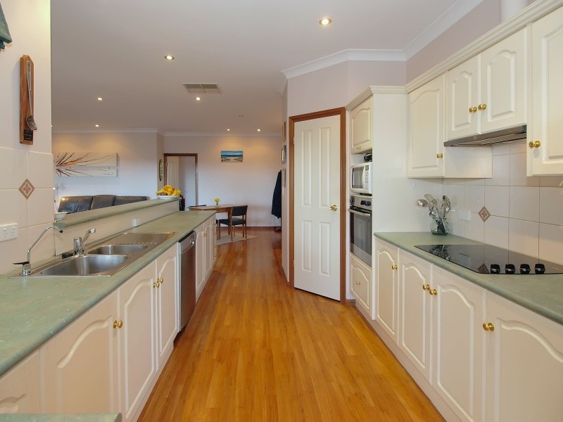 18 Smeaton Crescent, Littlehampton SA 5250