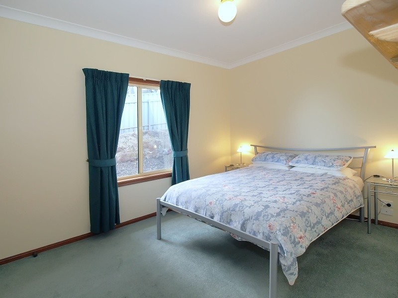 18 Smeaton Crescent, Littlehampton SA 5250