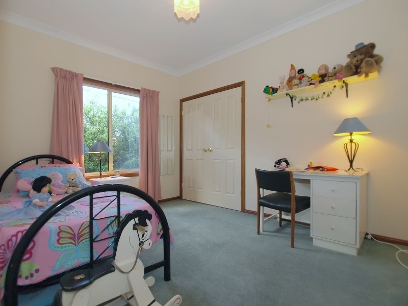18 Smeaton Crescent, Littlehampton SA 5250