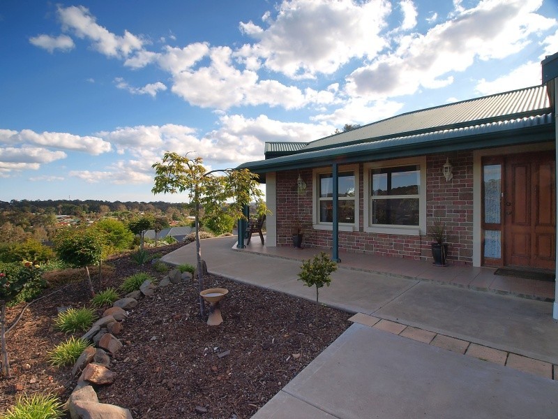 18 Smeaton Crescent, Littlehampton SA 5250