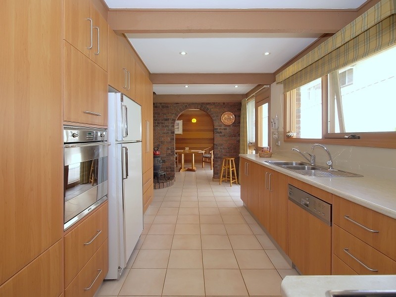 6 Reserve Avenue, Lobethal SA 5241