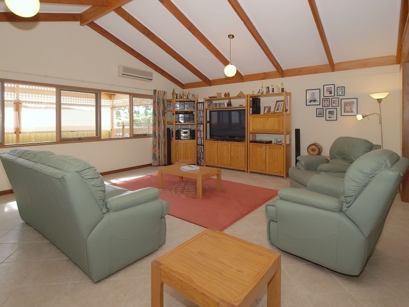 6 Reserve Avenue, Lobethal SA 5241