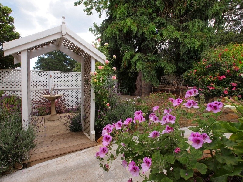 17 Fielding Road, Bridgewater SA 5155