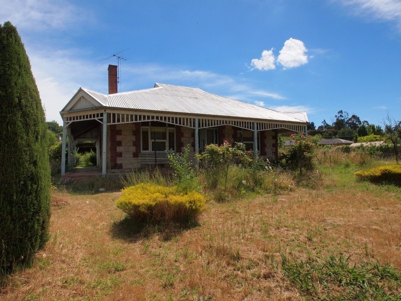 93 Mount Barker Road, Hahndorf SA 5245