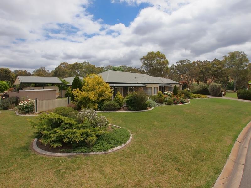 13 Sunningdale Court, Balhannah SA 5242