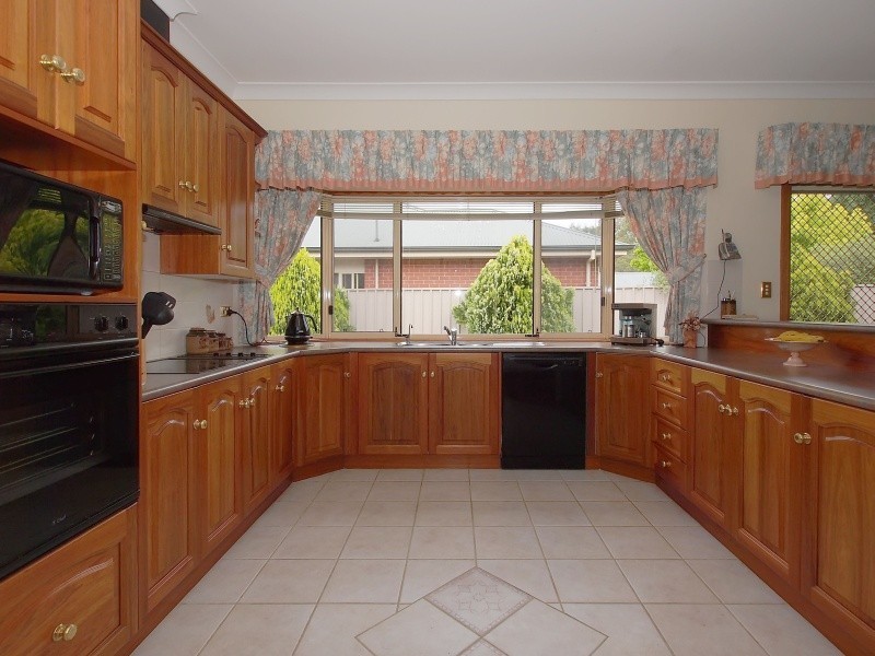 13 Sunningdale Court, Balhannah SA 5242