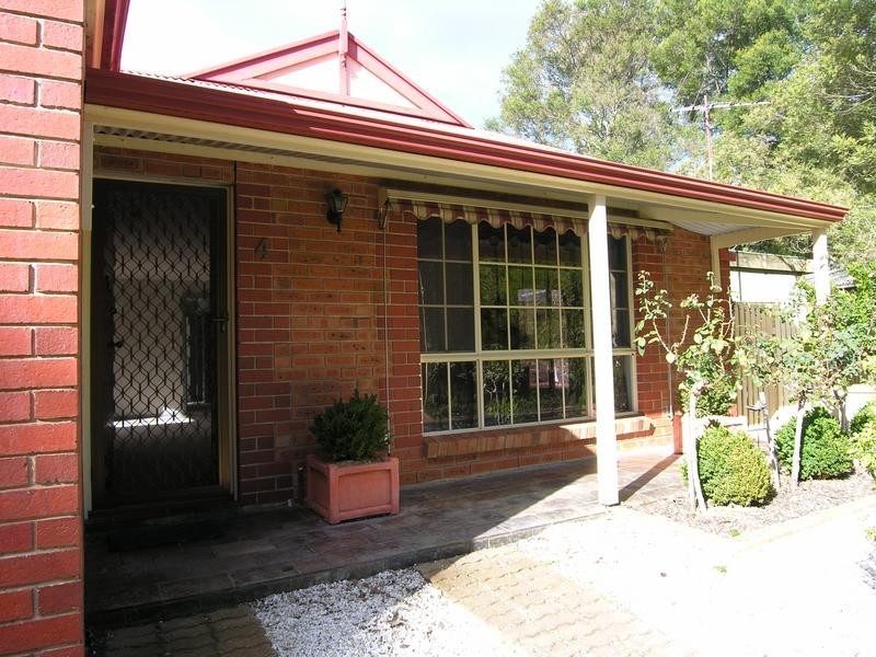 4/10 Pike St, Oakbank SA 5243