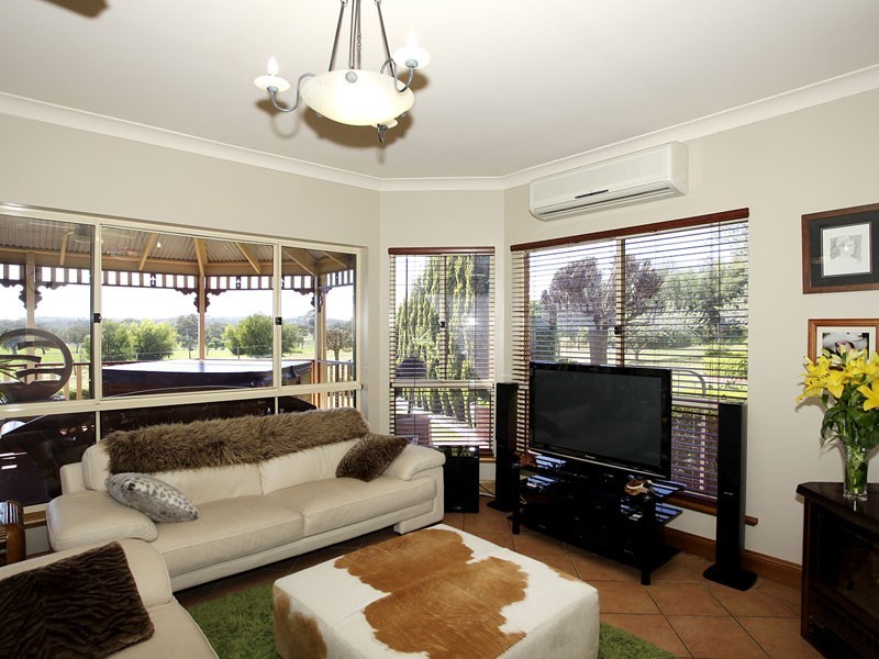 Lot 104 Downers Road, Oakbank SA 5243