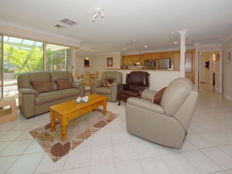 82 Grevillea Way, Woodside SA 5244