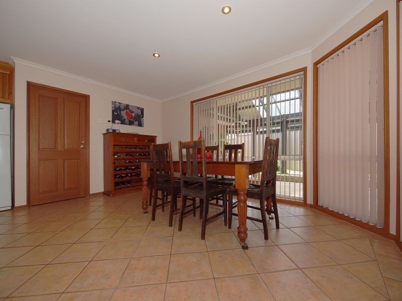 17 Oak Drive, Oakbank SA 5243