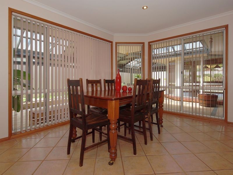 17 Oak Drive, Oakbank SA 5243