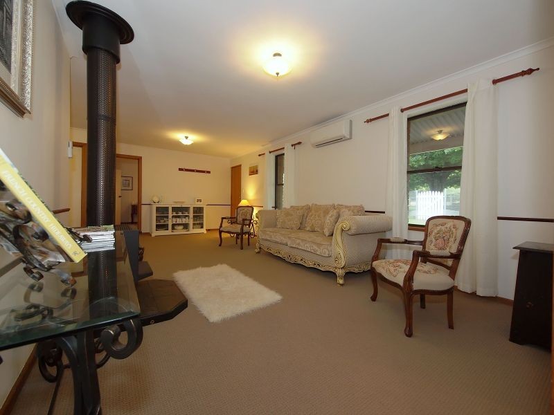 15 Windsor Avenue, Hahndorf SA 5245