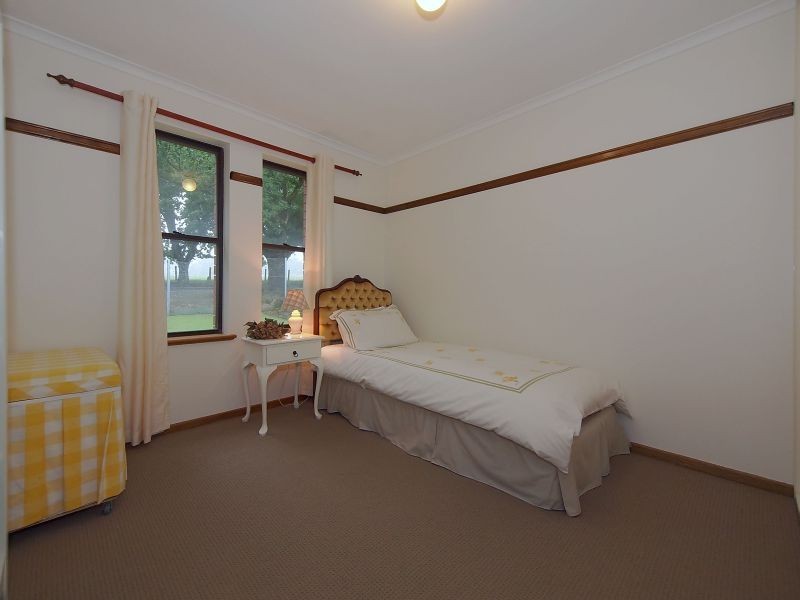 15 Windsor Avenue, Hahndorf SA 5245