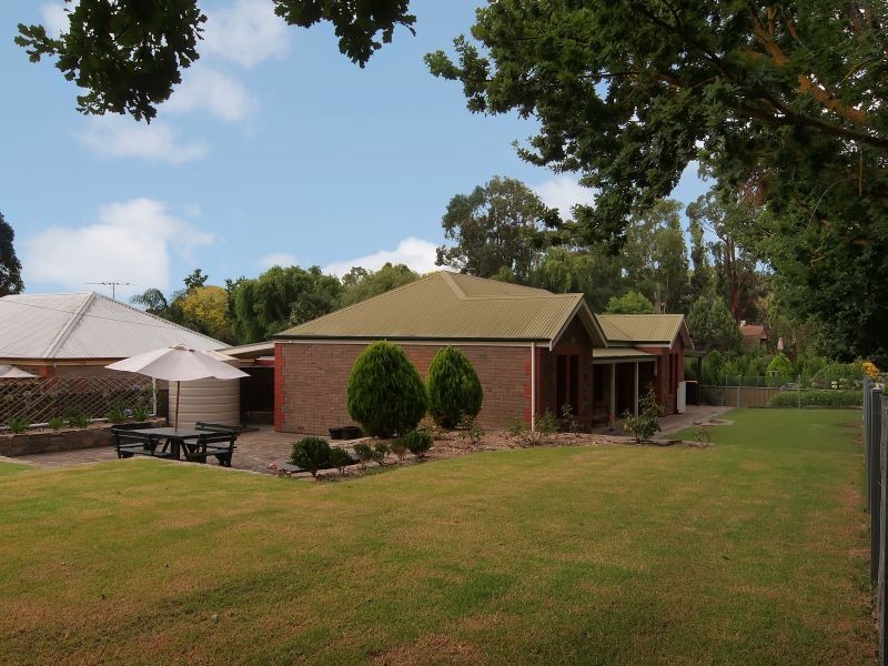 15 Windsor Avenue, Hahndorf SA 5245