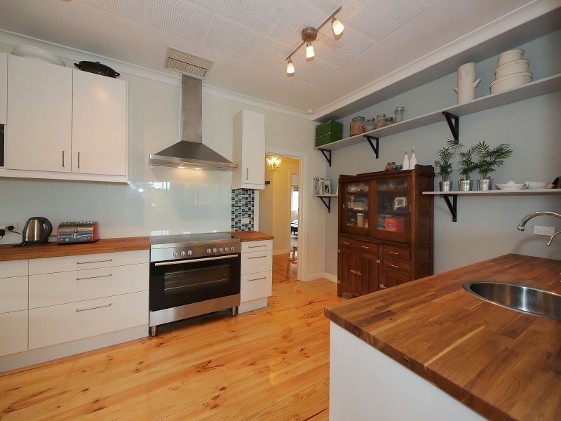 42 Hampden Road, Mount Barker SA 5251