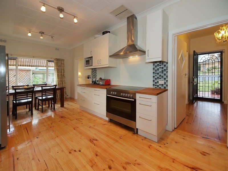 42 Hampden Road, Mount Barker SA 5251