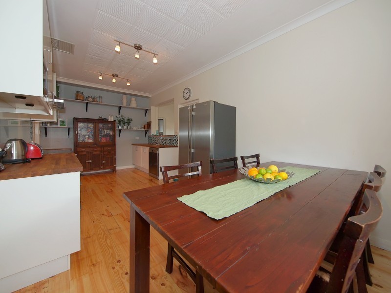 42 Hampden Road, Mount Barker SA 5251