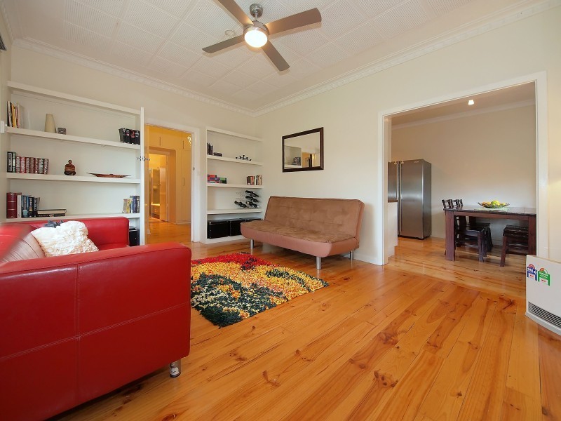 42 Hampden Road, Mount Barker SA 5251