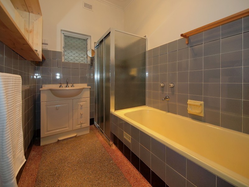 42 Hampden Road, Mount Barker SA 5251