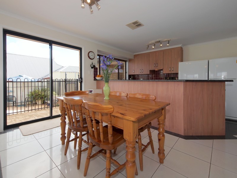 24 Atlantic Road, Mount Barker SA 5251