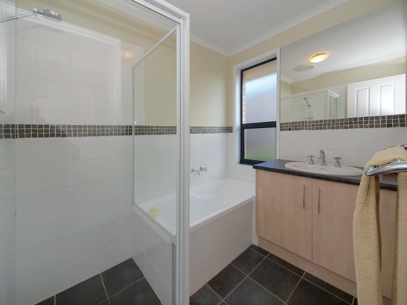 24 Atlantic Road, Mount Barker SA 5251