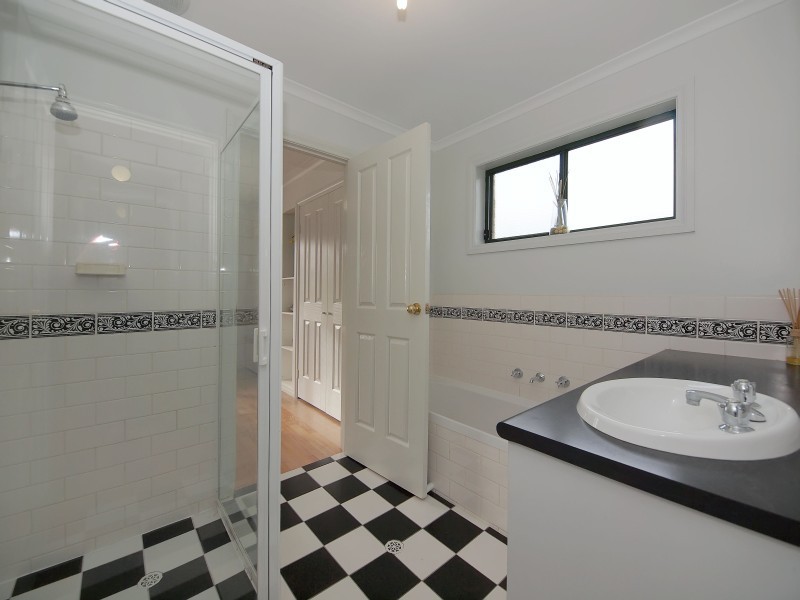 1/50 Jacaranda Drive, Woodside SA 5244