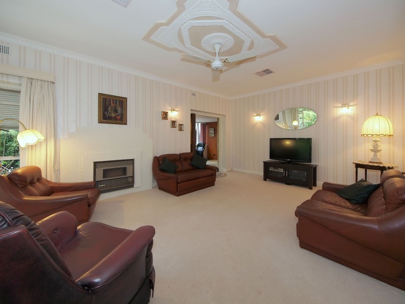 61 Pomona Road, Stirling SA 5152