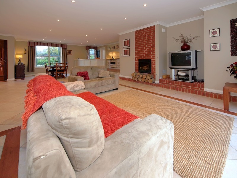 32 Yaktanga Way, Mount Barker SA 5251