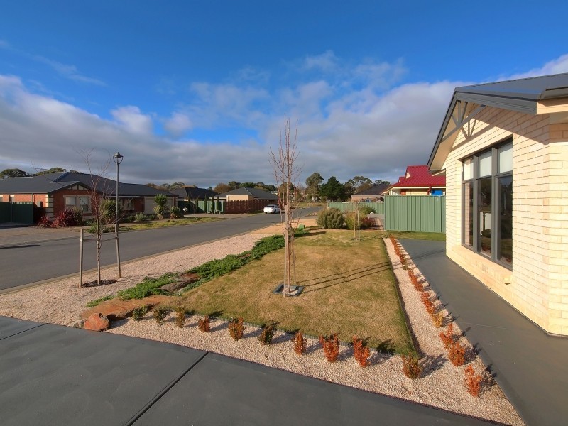 26 Collett Avenue, Mount Barker SA 5251